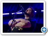 monaghan_concert_2016_99_carl_arms_crossed_at_mic_1