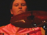 beatles_2004_later_amy_drums_pink_ringo_cu