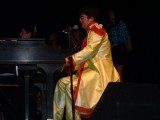beatles_2004_other_bill_at_piano_double_chin