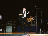 blues_brothers_2004_anth_dancing_looking_SL