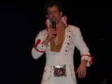 elvis_2004__jim_elvis_with_mic