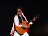 elvis_2004_jim_with_guitar