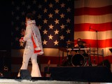 elvis_2004_more_16