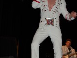 monaghan_concert_2006_elvis_44