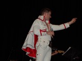 monaghan_concert_2006_elvis_71